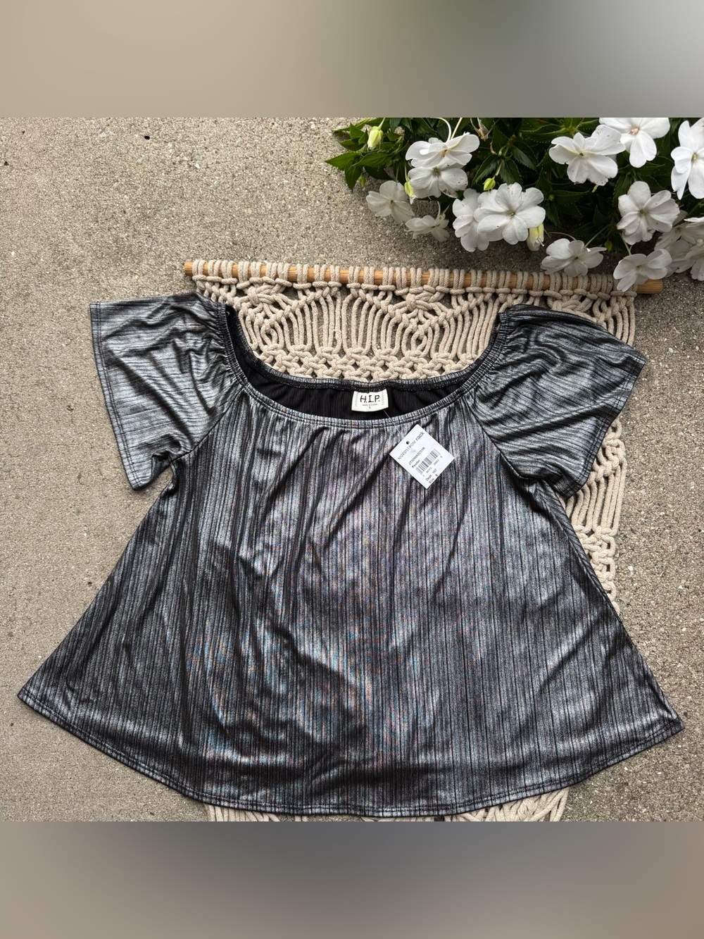 NWT H.I.P Metallic Pewter Off-the-Shoulder Top Juniors Size Small
